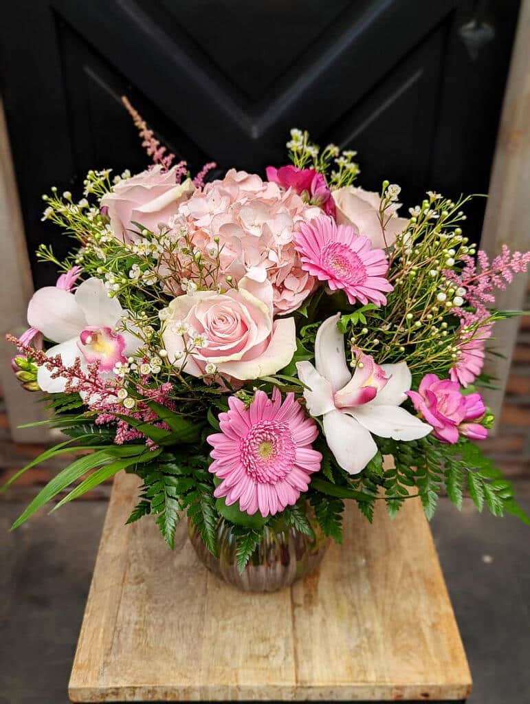 Bouquets & Vases | The Watering Can Flower Market