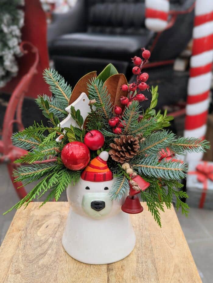 The Watering Can | This kit features a polar bear shaped ceramic, seasonal greenery and decorations.