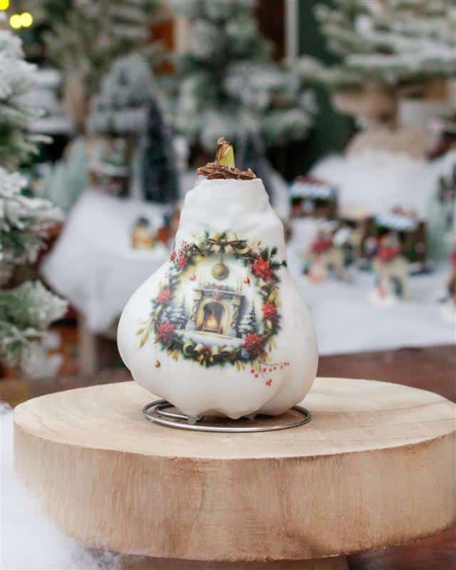 Christmas Eve Amaryllis - Image 2